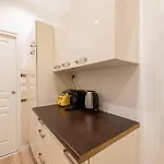 Versailles - Cozy Apartment Near The Seine